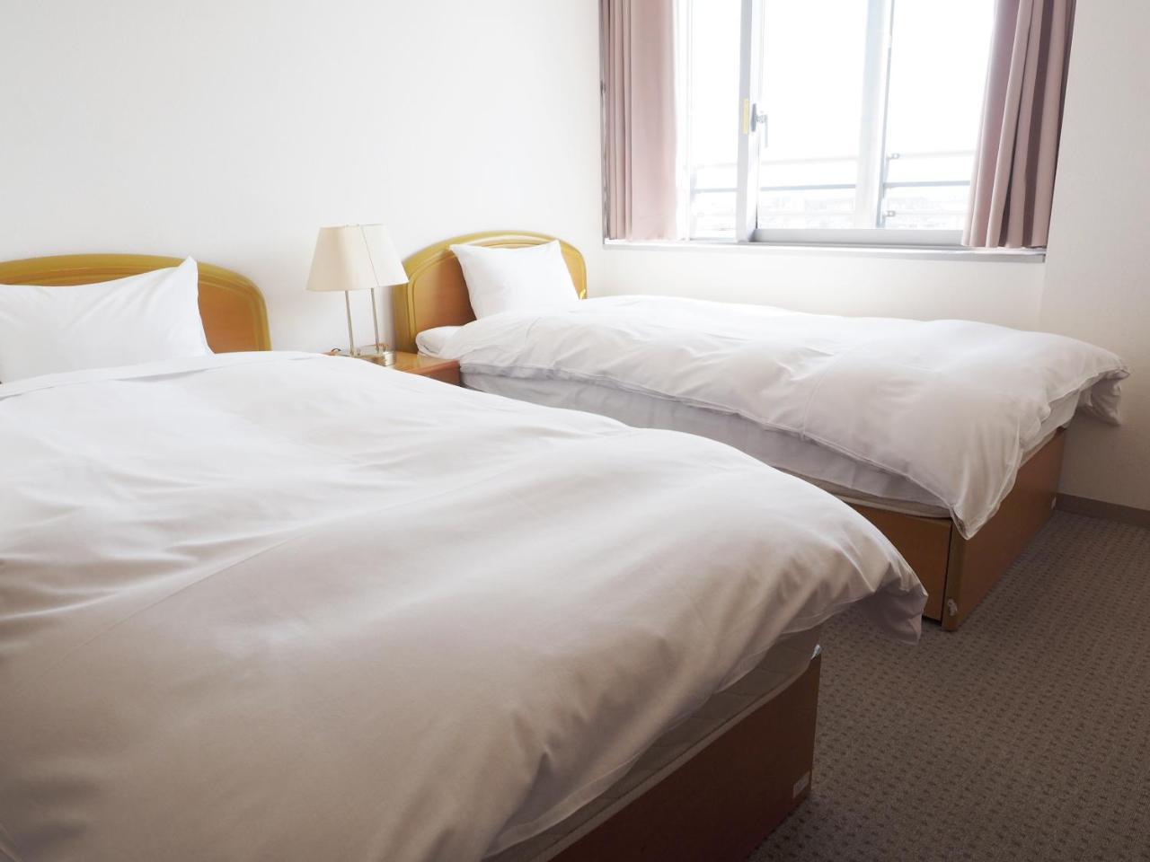 Shin-Osaka Youth Hostel Eksteriør bilde